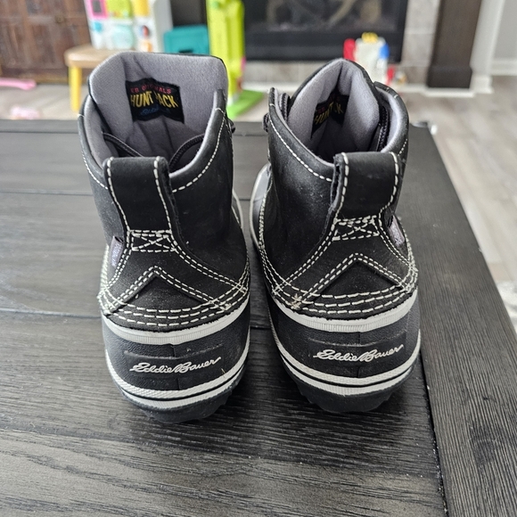 Eddie Bauer Women's Hunt Pac Mid Boot - Picture 6 of 8